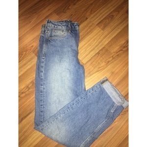 H&M High-waisted MOM Jean